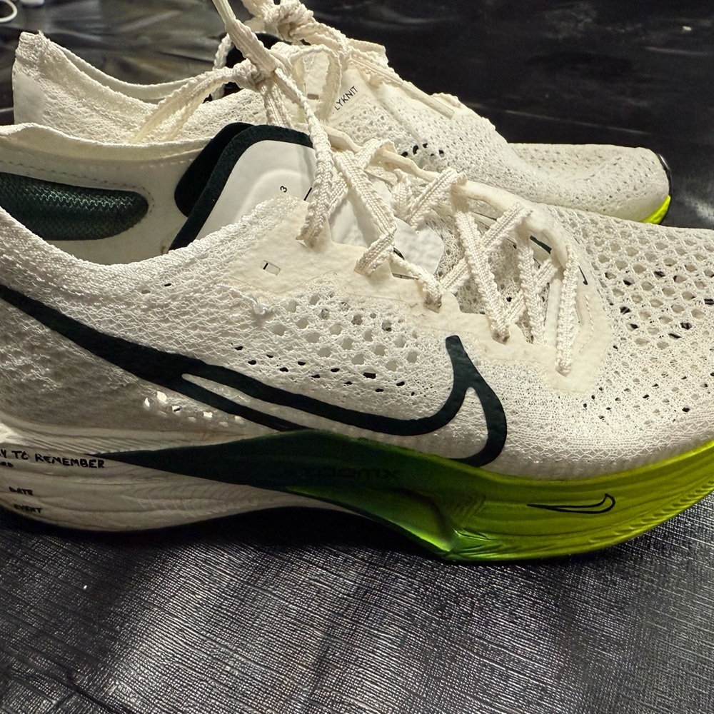 Nike vaporfly 3 unisex